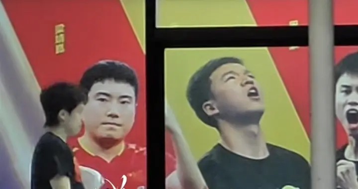 国乒成都封训王楚钦一日三训到晚上，训练量太大，王皓陪练都涨球