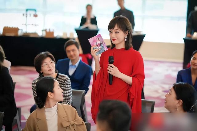 孙俪新剧带火华伦天奴？现实却让品牌急得直挠头