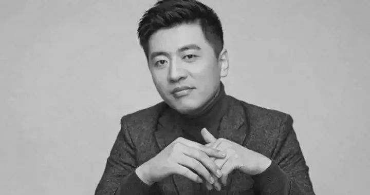 张雪峰离世不到48小时，治丧组曝光追悼会内幕，女儿成了“心病”