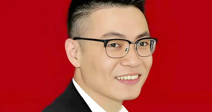 凭什么是他？一个云南85后的185亿奶茶答案