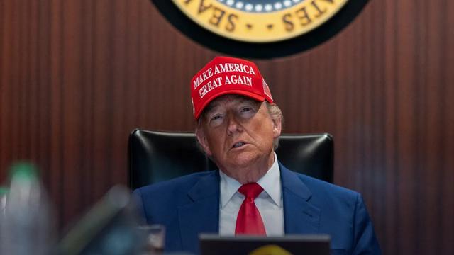 布衣小农人：特朗普又发威胁！ 4月12日