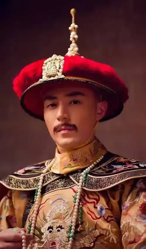 “皇帝的私生活：宫廷秘闻与那些不为人知的‘后宫故事’！”