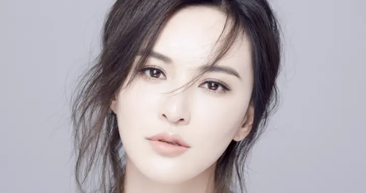 好了，新规要求演员必须署真名，这几位时常改艺名的演员白改了