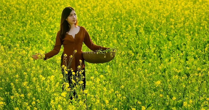 3最应该去哪儿玩？婺源万亩梯田油菜花盛开，错过再等一年