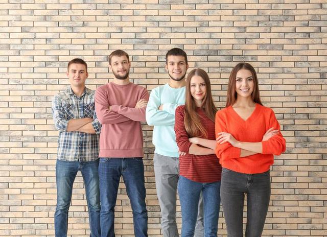 为什么年龄越大，肌肉流失越快？多做力量训练，才能留住肌肉