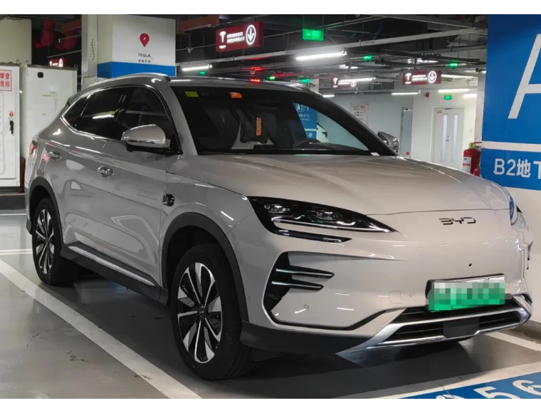 开了两年比亚迪宋 Plus EV：市区通勤挺好，长途却有说不出的糟心