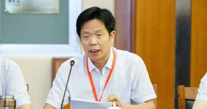 新乡学院新校长到任，又是郑州大学校友，曾任高职院校一把手