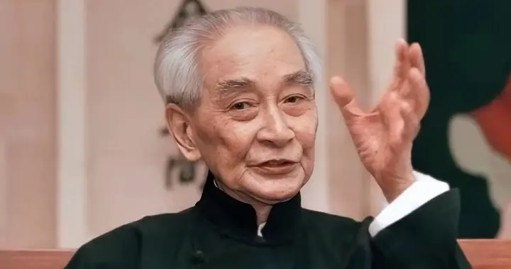 南怀瑾临终谜题：厉声警告世人，千万别学佛学易，且一连强调8次