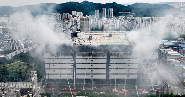 韩国最大电商COUPANG仓储中心火灾已经数日，因锂电池灭火困难
