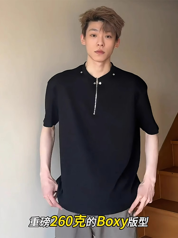 黑色半拉链铆钉短袖男款夏季美式高街小众垫