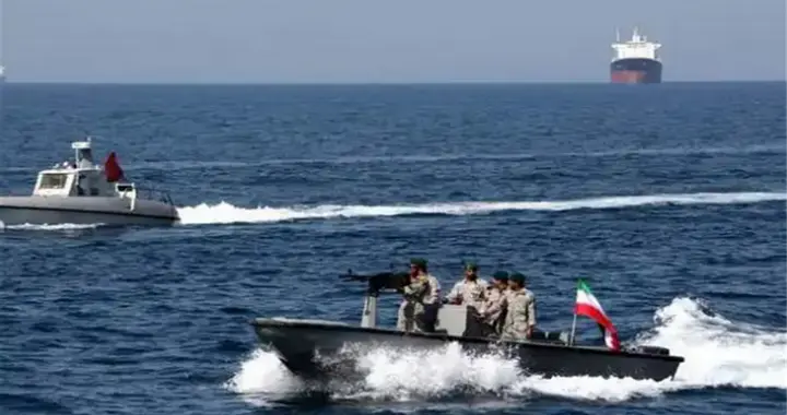 伊朗一炮轰上印度七寸，美国忙开“救命窗口”，俄或成为大赢家？