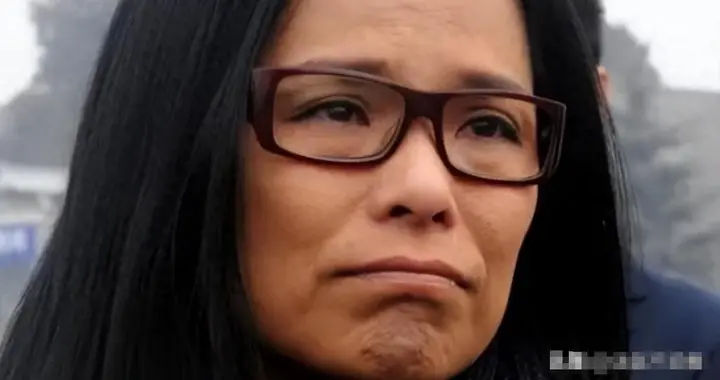 钱再多有什么用！62岁亚洲天后韦唯现状，曾给全部中年女人提了醒