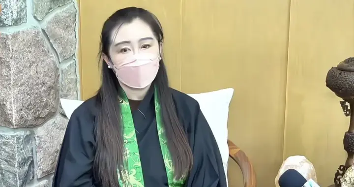 退圈20年，王祖贤怎么也翻车了？