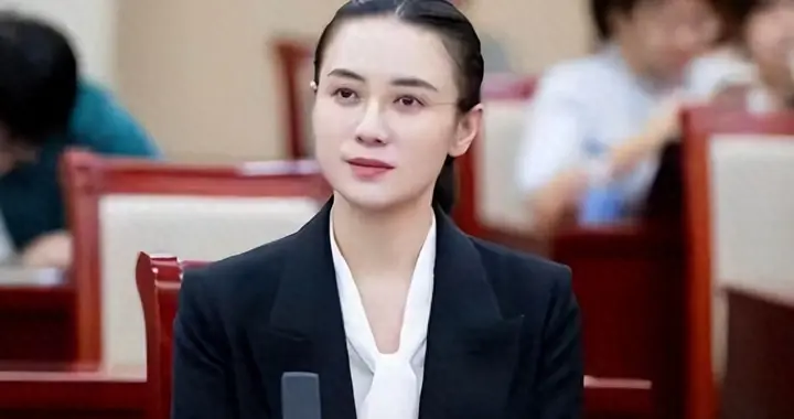 陪玩陪睡、风流成性、挤走原配？如今45岁的宋佳到底什么才是真的