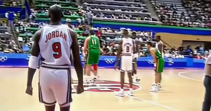 季后赛快来了，NBA历史季后赛首轮谁最猛？