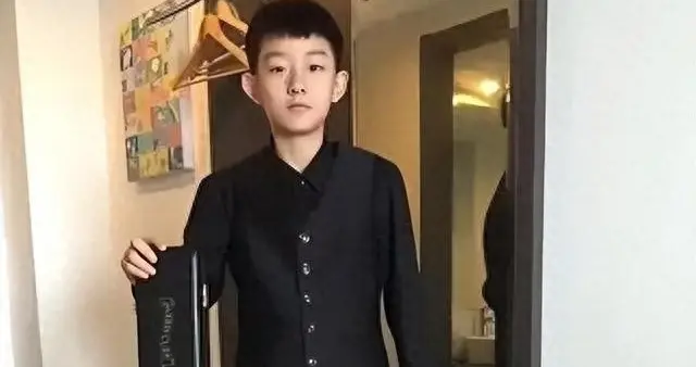 赢百万奖金后，吴宜泽坦白夺冠最大功臣，原来他和丁俊晖是一路人