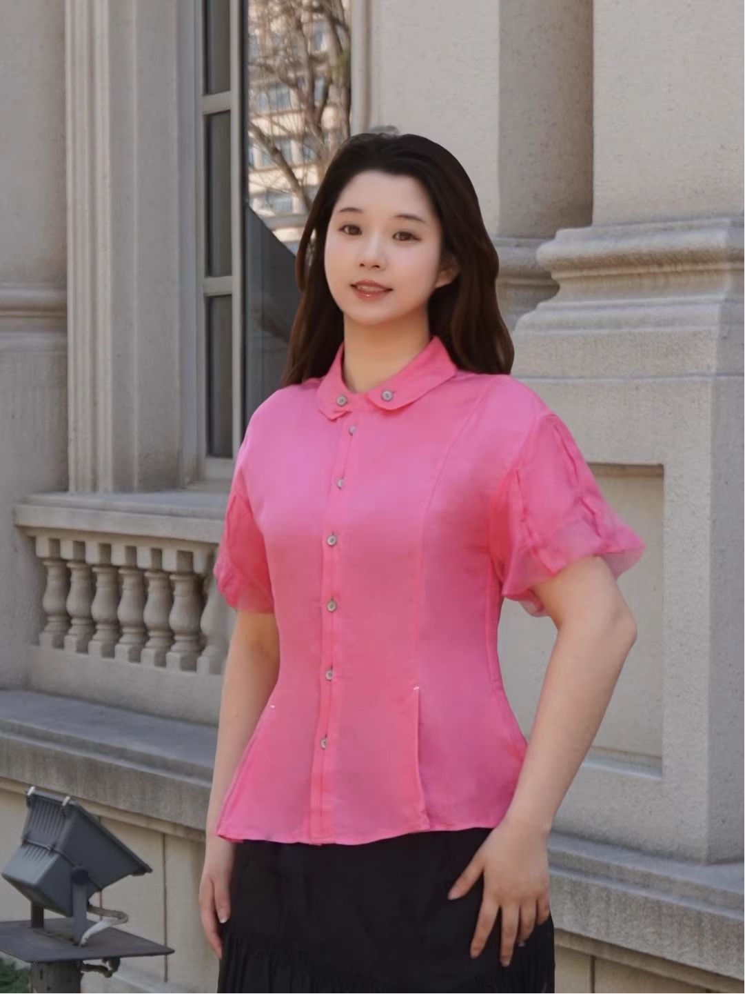 收腰彼得潘领衬衫女泡泡袖