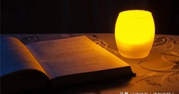 现代诗：《夜灯》