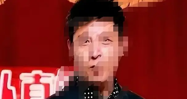 孙涛拍桌护闫学晶：流量反噬的闹剧，更藏圈子抱团的危险信号