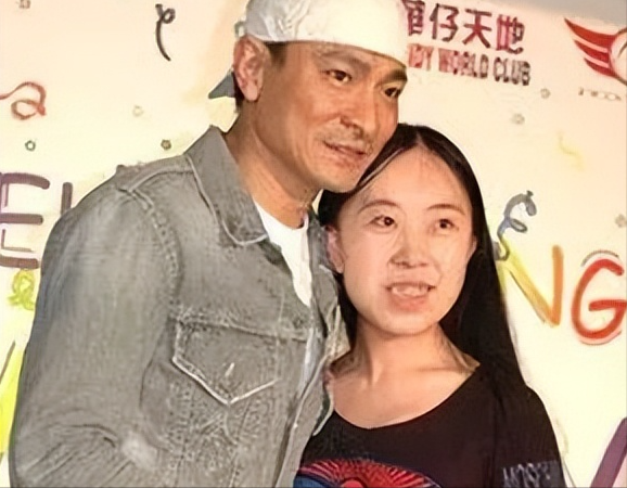 杨丽娟：曾为追刘德华至倾家荡产，如今住廉价出租屋，45岁仍未婚