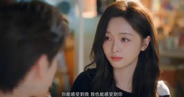 《爱上另一个我》片尾曲，吴宣仪用温柔歌声治愈孤独心绪