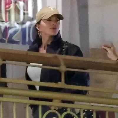 巴山夜话：近日，劳伦·桑切斯现身公共场合