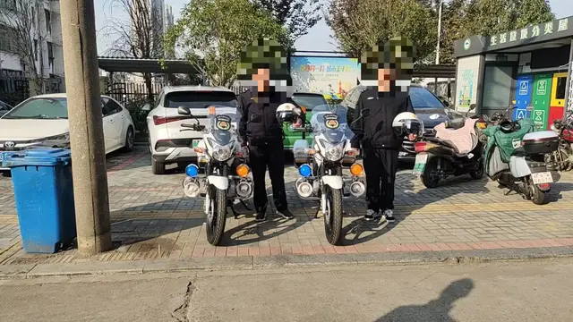 新大洲本田公务摩托车正式交接！县城又有风景线