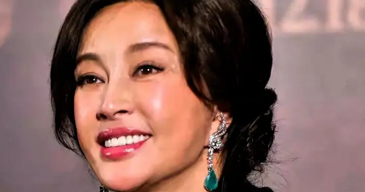 75岁的刘晓庆私生活谣言太荒唐