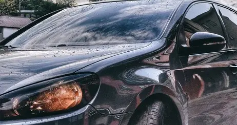 为什么老司机建议选车就要极端化，要么选燃油车，要么选纯电车？