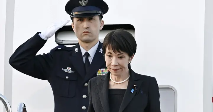 高市刚回日本，不到24小时，日外相宣布两件大事，一件是出兵中东