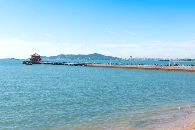 最不像中国的城市：满大街的欧洲建筑，女孩身高近170CM