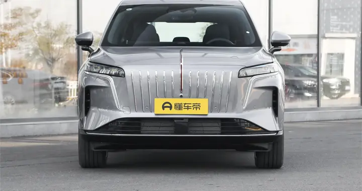 20万级插混SUV，综合续航1460km+四驱，给你想要的"面子"，也省心