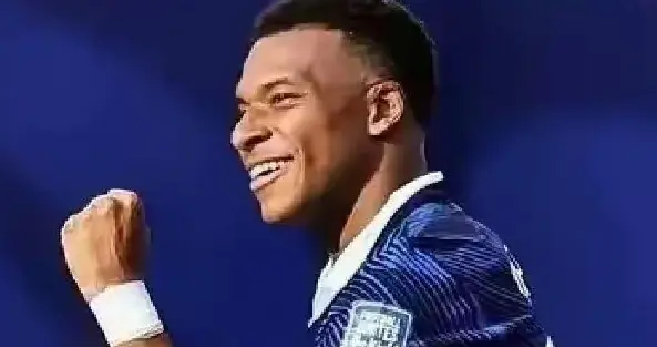 姆巴佩点射难掩狼狈3-0摩洛哥虎视眈眈——高卢雄鸡卫冕路亮红灯