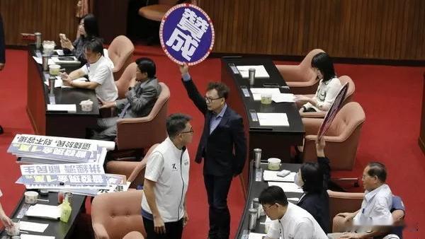 金瓯一统：国民党团今不处理总预算 民众党