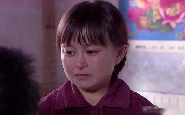 36岁袖珍演员朱洁回应出轨！曝炸裂细节：前夫拿刀威胁，法院已判