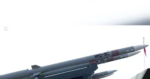 燎原-1-中国激光武器功率碾压美国5倍，单次拦截成本仅1美元