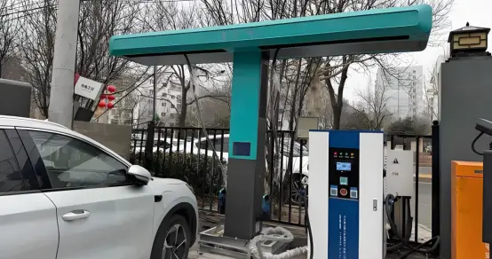 巨头重兵布局补能网络，谁能掌控新能源下半场话语权