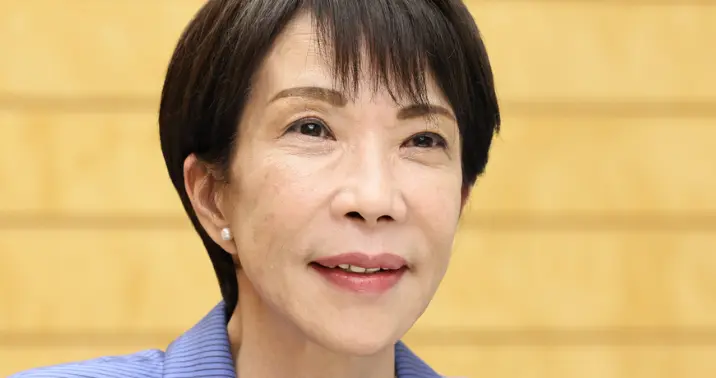 眼看高市强推扩军修宪，日本民众围堵国会高喊：马上下台