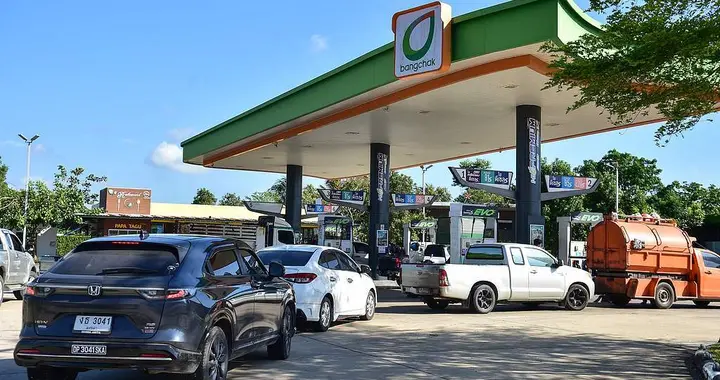 加油站关闭，渔船停业，寺庙暂停服务！油荒下举步维艰的东南亚