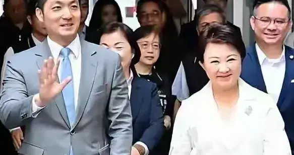 或有新转机？蒋万安、张丽善、谢国梁拜会卢秀燕，侯友宜还不接招