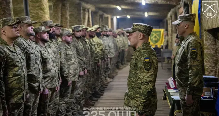 乌克兰5万精锐重新打出国威，一战击退俄军三大集团军