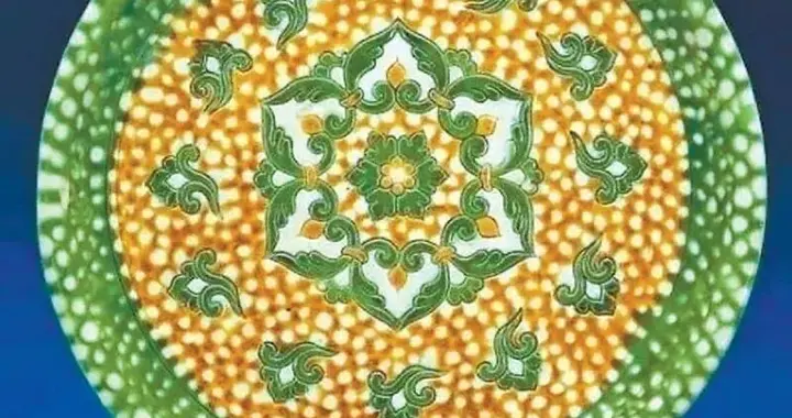央媒点名痛批！LV巨大反噬：口碑崩盘，销量腰斩，更狠的还在后面