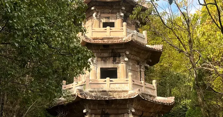 别被介绍牌骗了！无尘塔到底是北宋建还是南宋建？石刻说出真相