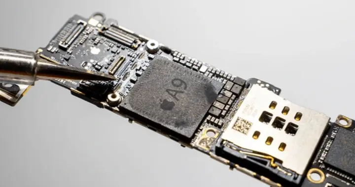 情况突变，iPhone 18 标准版，大概率要混用芯片了