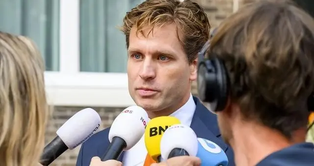 荷兰官员：安世产权不能都归中国，强抢是必要之恶，也是唯一选项