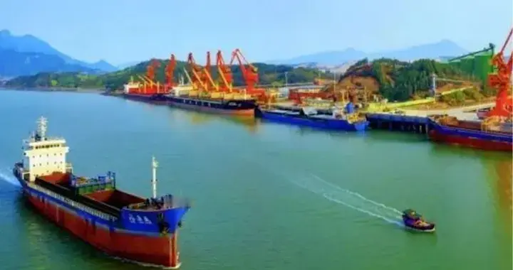 上汽友道智途中标宁德港无人集卡项目