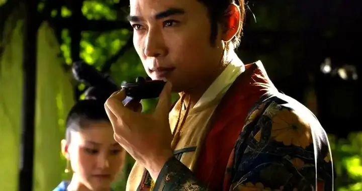 他强占准太子妃、逼淫公主侍女，还被传和外婆私通，正史列下五罪