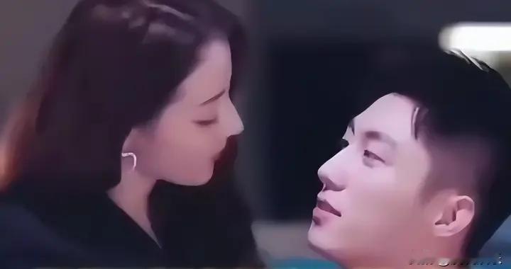 热搜压不住了，黄景瑜热巴被曝恋情，细节传出，网友坐不住了