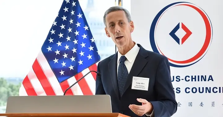 不反华了？特朗普认错：之前对华加征关税过分了，必须尊重中国