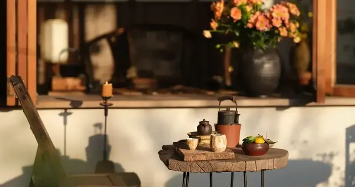 我想有个小院子，种花喝茶晒太阳